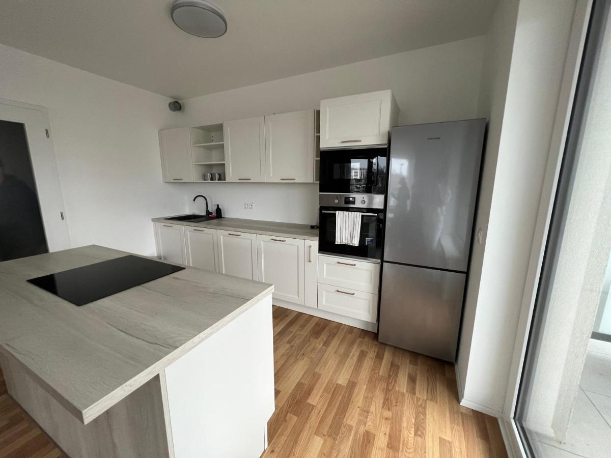 The Dante Prague - Family And Friends Apartments, Free Parking Buitenkant foto